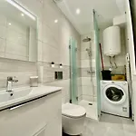 Apartmán Fresh And Cosy Appt With Pool, Fiber, Largetv, Gaming