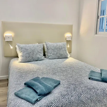 アパート **fresh And Cosy Appt With Pool, Fiber, Sporttv**